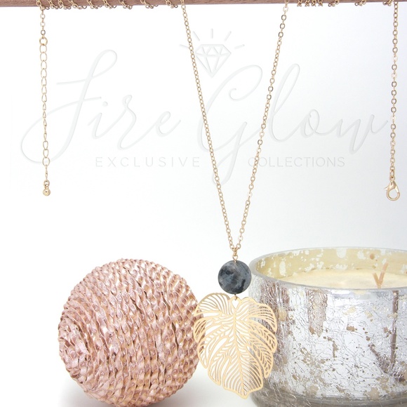 Gold Leaf Pendent / Natural Stone Long Necklace - Picture 8 of 9